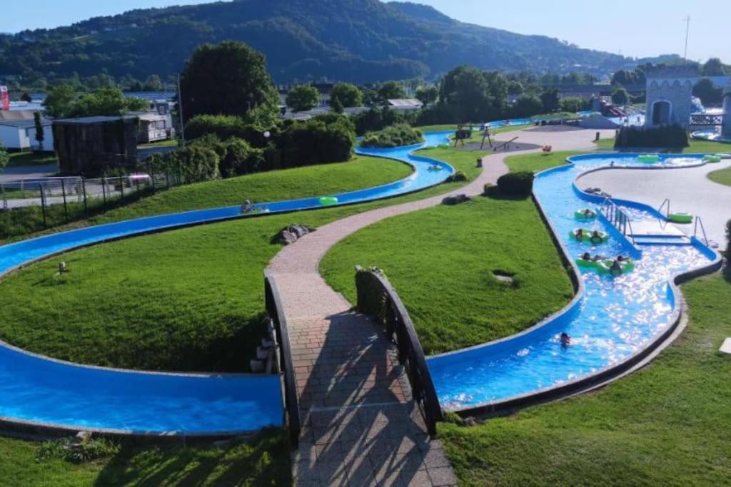 Miabella House - 2 Bedrooms And Terrace Brežice エクステリア 写真
